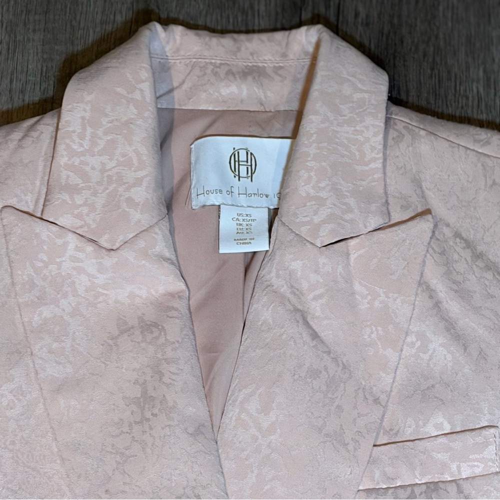 House of Harlow 1960 Jacquard Blazer | Blush Pink | XS - Picture 2 of 7